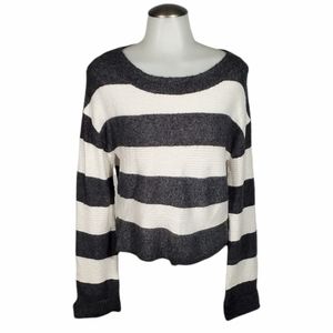 KAISLEY Striped Sweater Grey and White Size Medium Super Soft Sweater